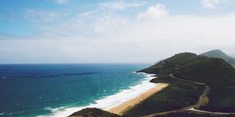 市场洞察与竞争情报驱动下的UX研究：从可用性测试到商业价值的完整转化路径